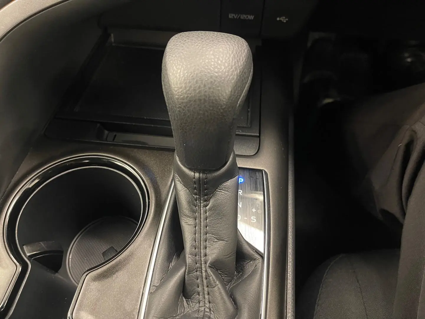 2024 Toyota Camry Gallery Image 27