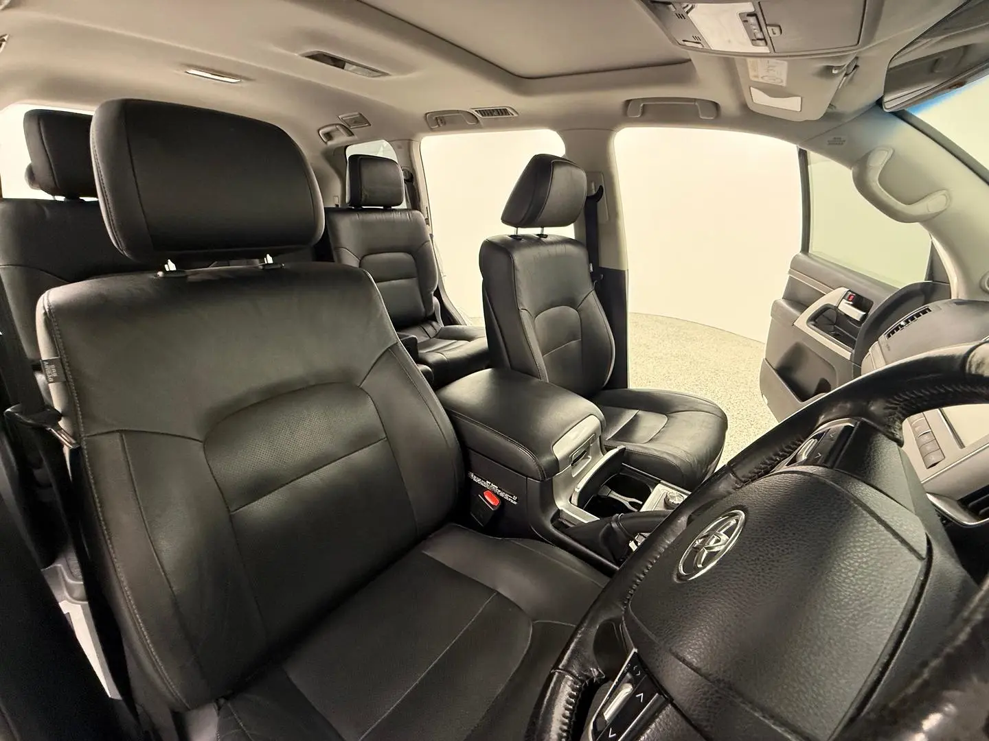 2019 Toyota Landcruiser Gallery Image 22