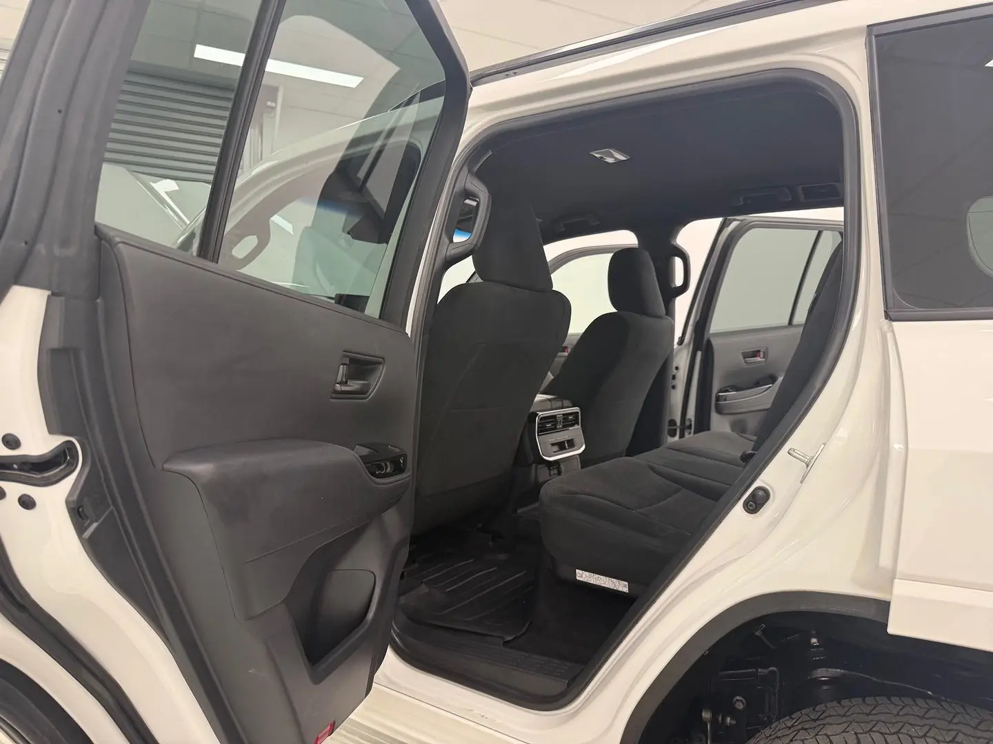 2024 Toyota Landcruiser Gallery Image 12