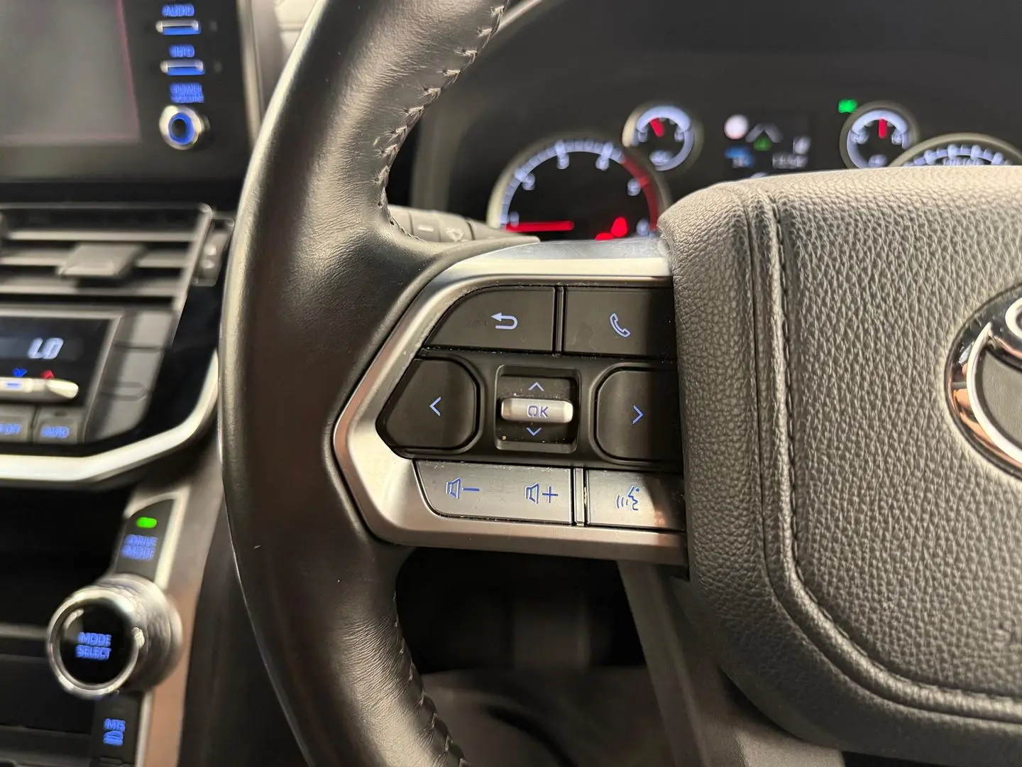 2024 Toyota Landcruiser Gallery Image 29