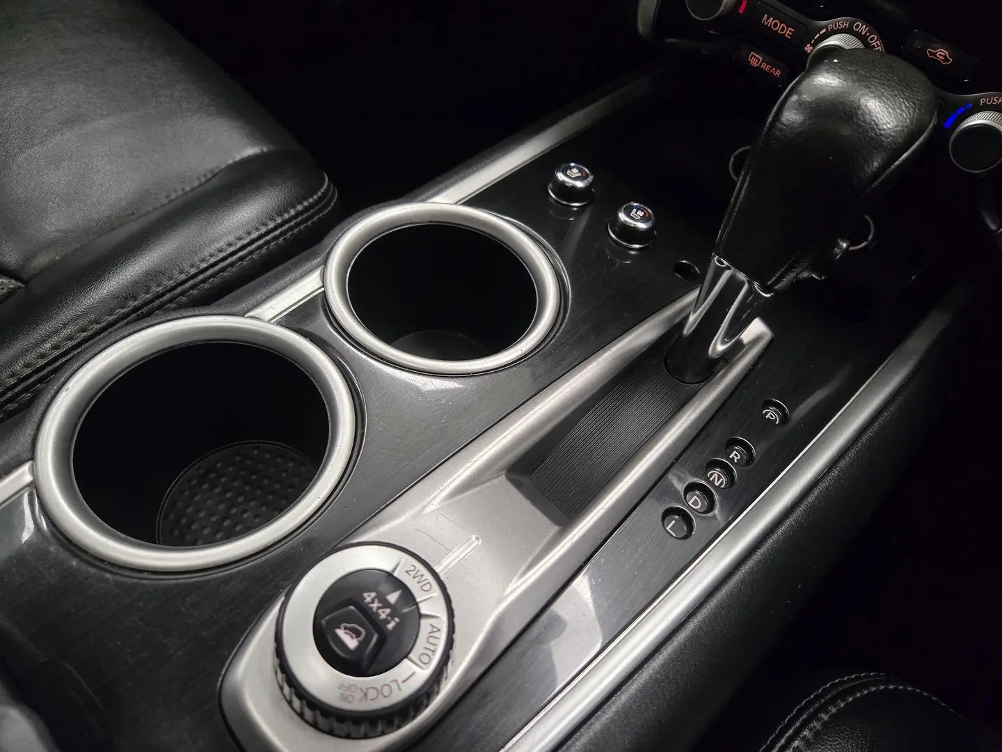 2017 Nissan Pathfinder Gallery Image 35