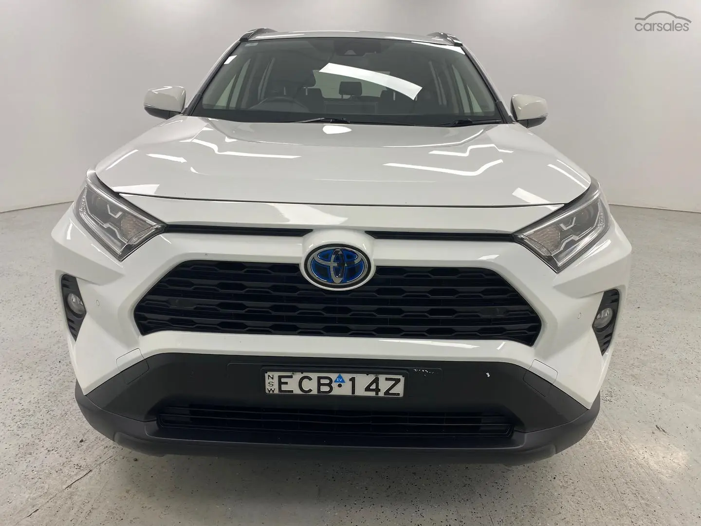 2019 Toyota RAV4 Image 32