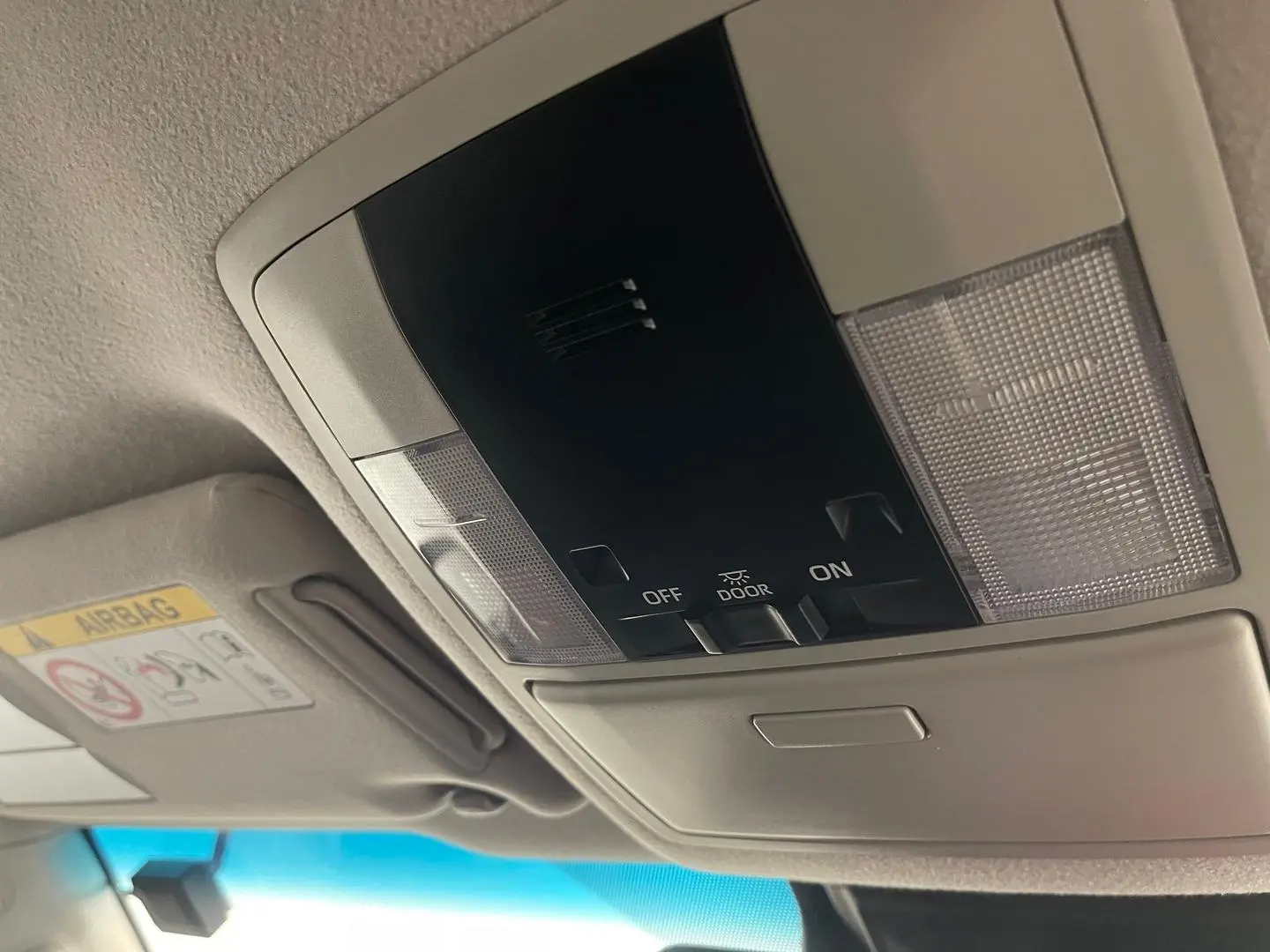 2022 Toyota Landcruiser Prado Gallery Image 38