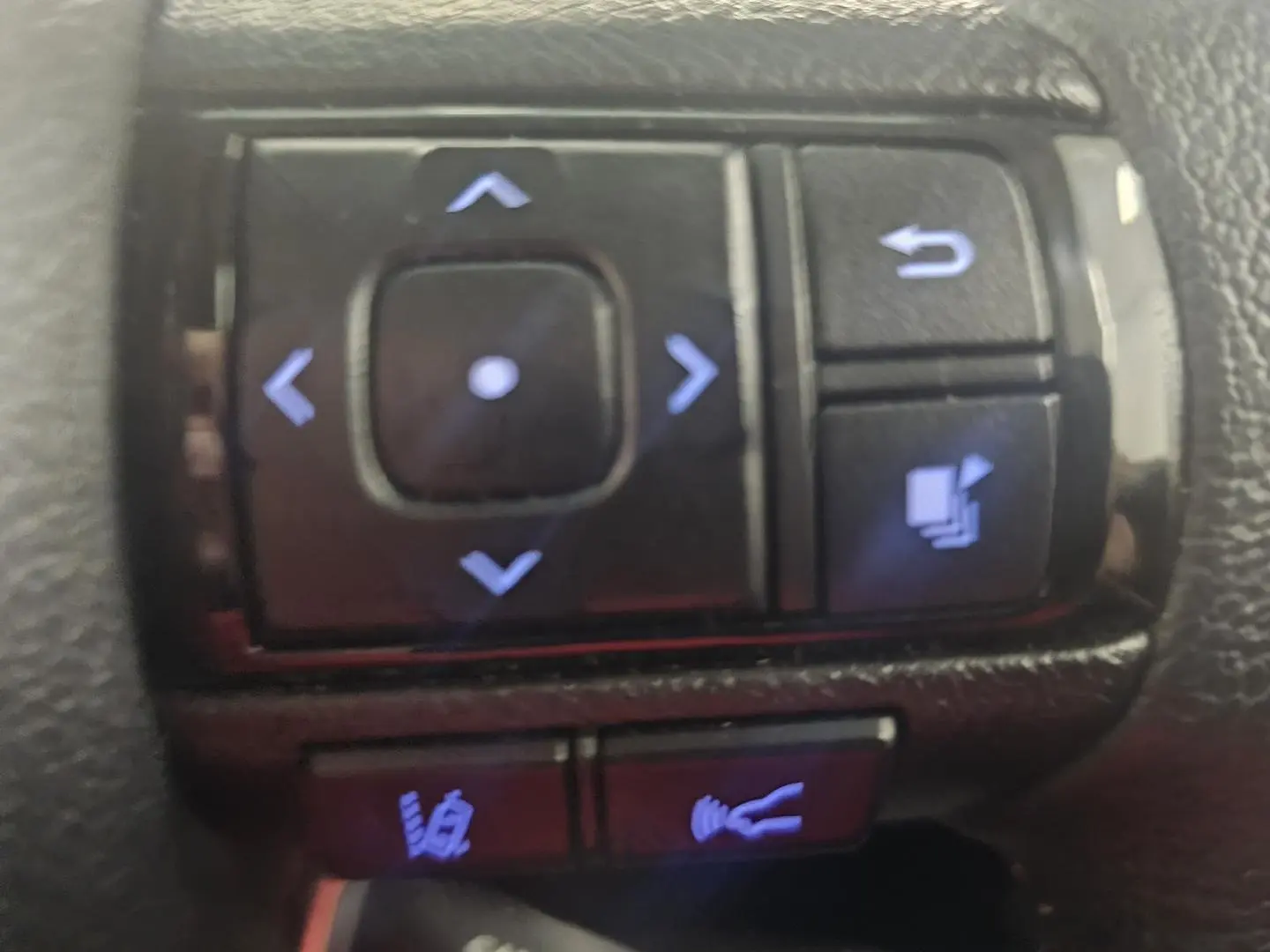 2024 Toyota Hilux Gallery Image 37