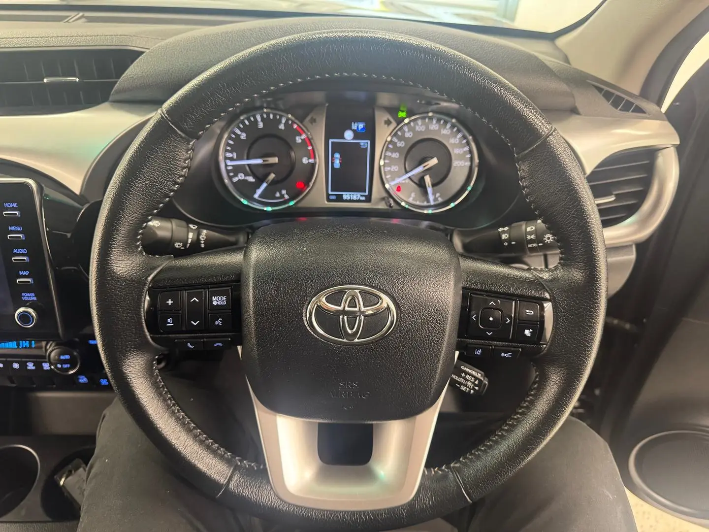 2023 Toyota Hilux Gallery Image 20