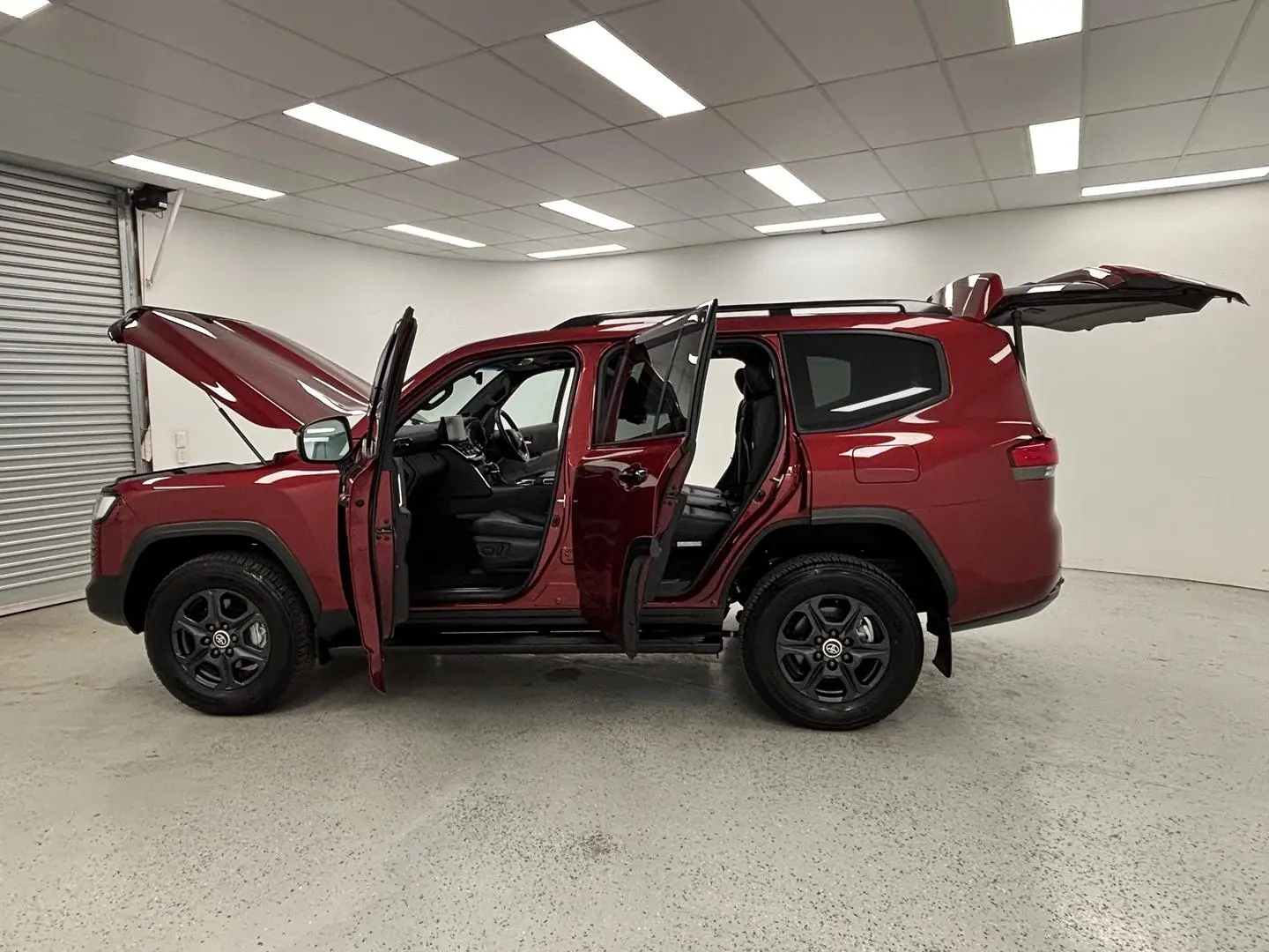2024 Toyota Landcruiser Gallery Image 13