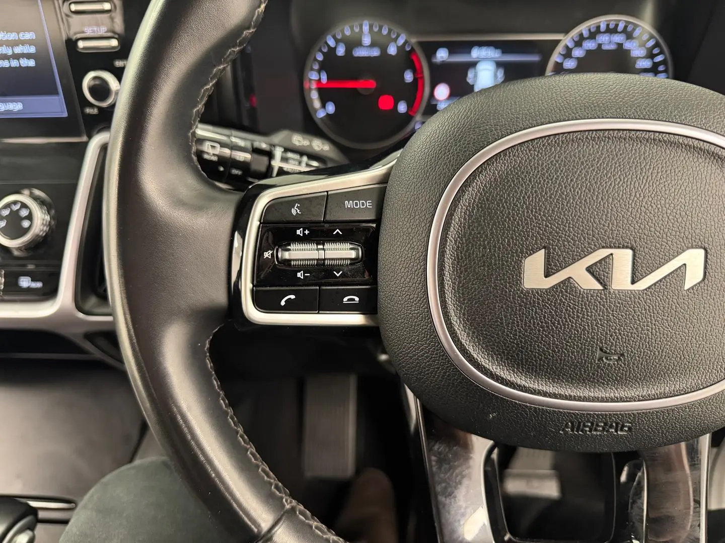 2022 Kia Sorento Gallery Image 17
