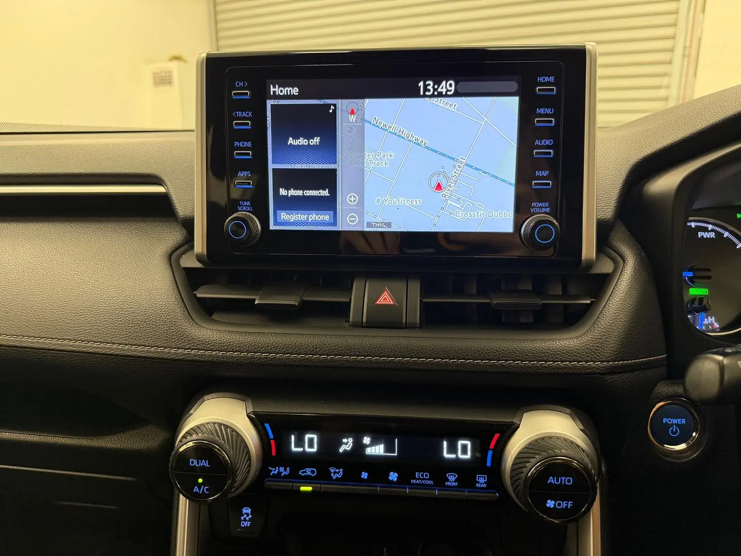 2020 Toyota RAV4 Gallery Image 31