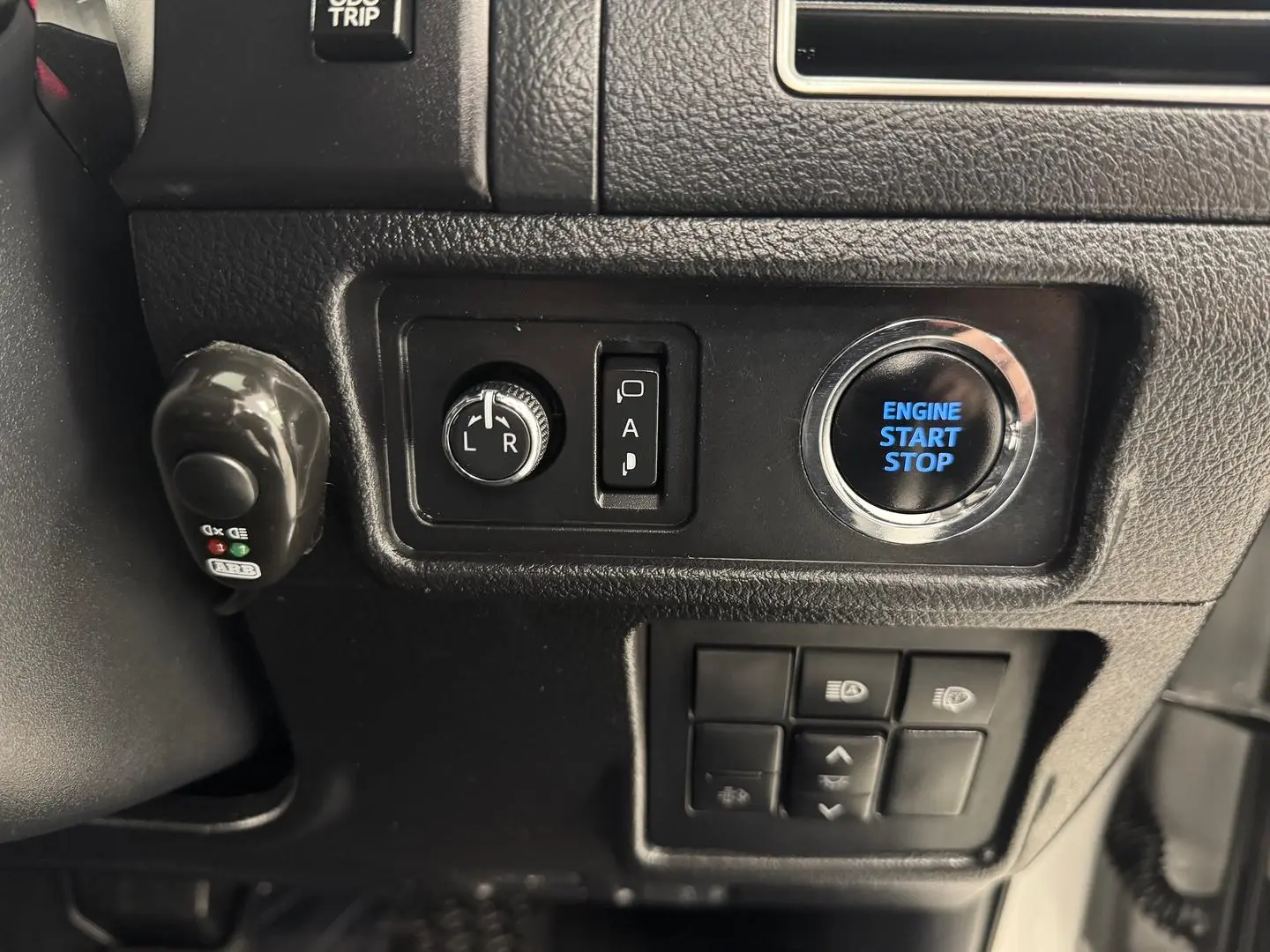2021 Toyota Landcruiser Prado Gallery Image 17