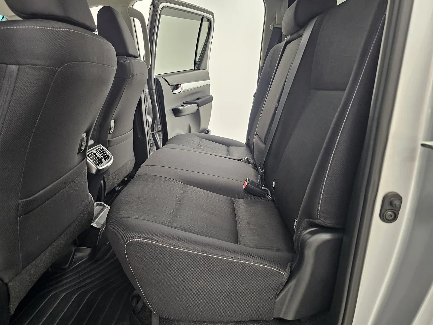 2023 Toyota Hilux Gallery Image 15