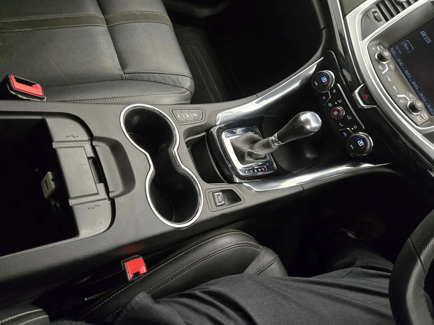 2017 Holden Commodore Gallery Image 32