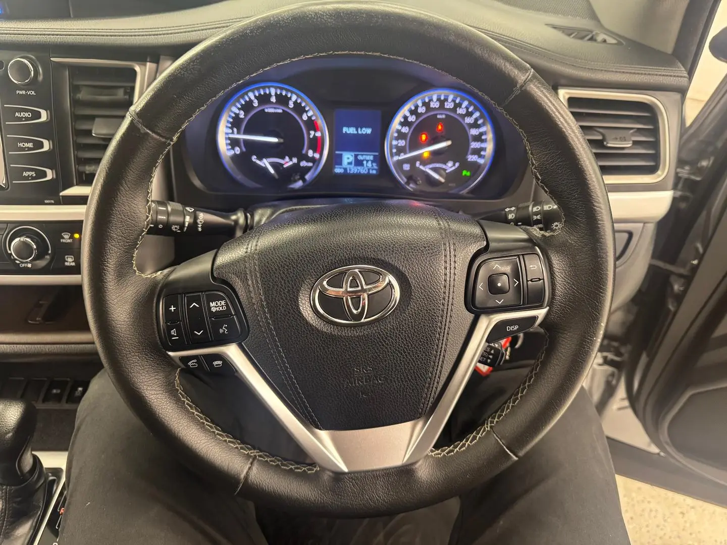 2015 Toyota Kluger Gallery Image 19