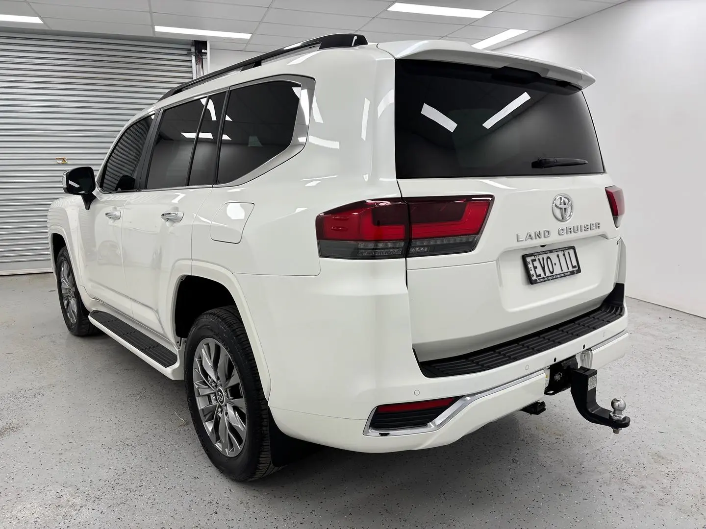 2022 Toyota Landcruiser Gallery Image 5