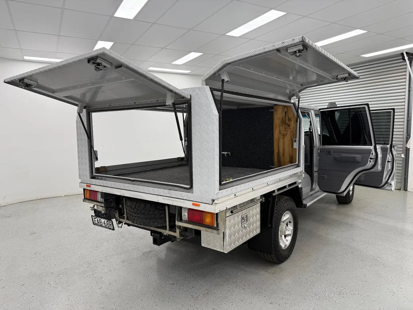 2018 Toyota Landcruiser Gallery Image 15