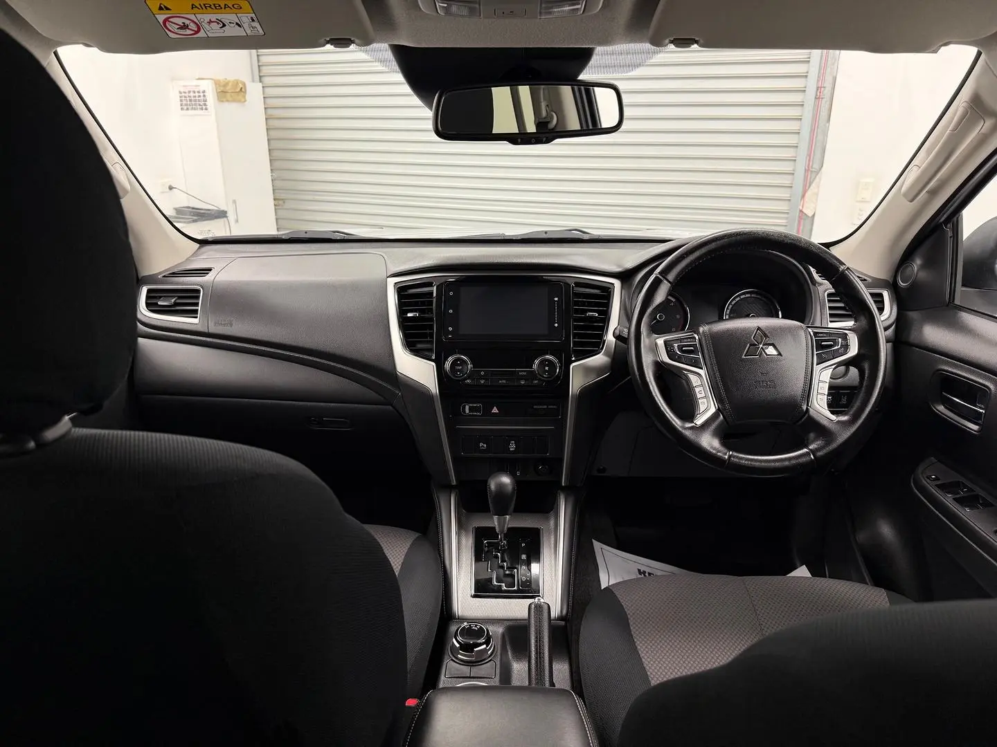 2021 Mitsubishi Triton Gallery Image 27