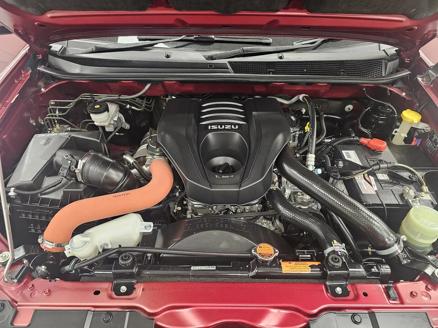 2020 Isuzu MU-X Gallery Image 28