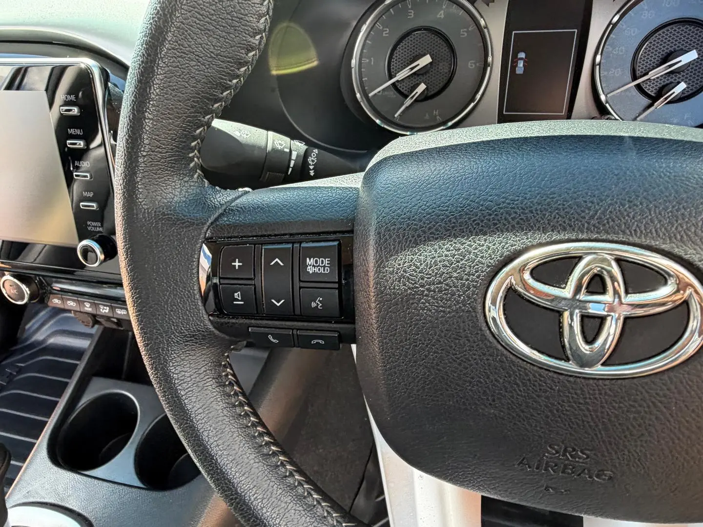 2021 Toyota Hilux Gallery Image 15