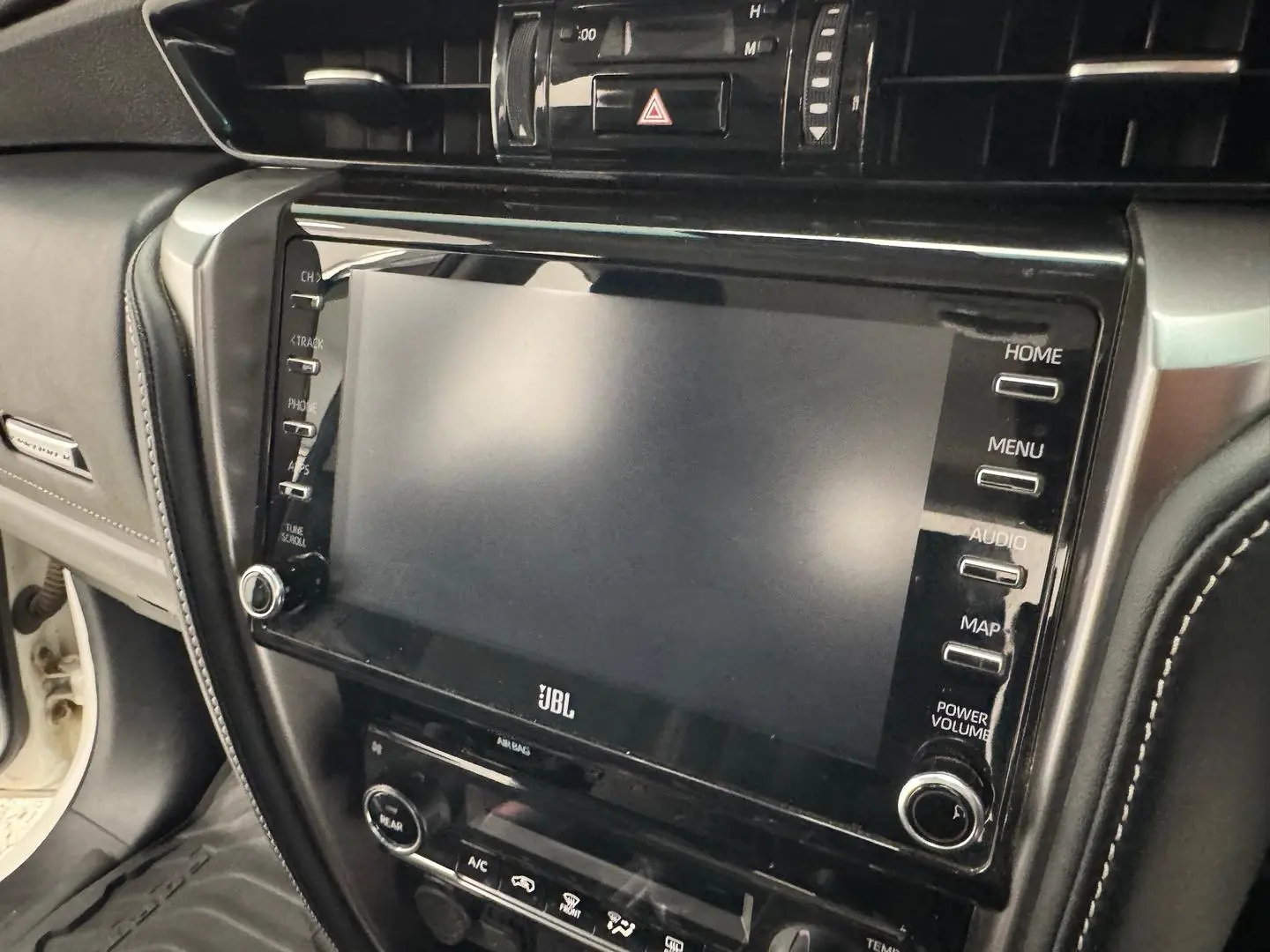 2021 Toyota Fortuner Gallery Image 22