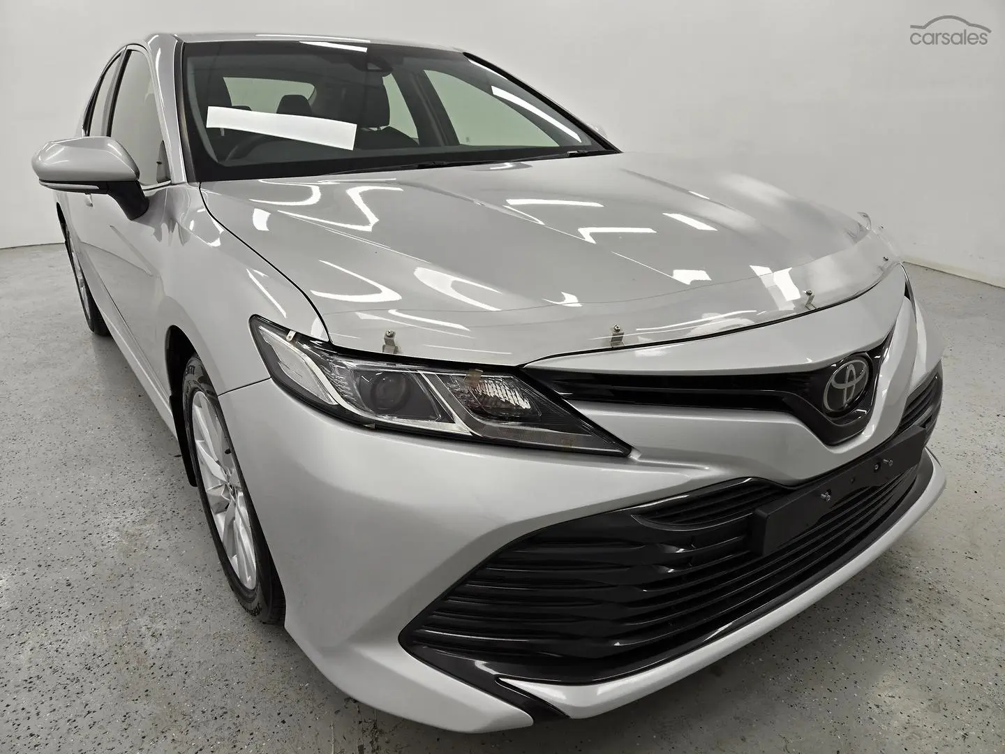 2019 Toyota Camry Image 1