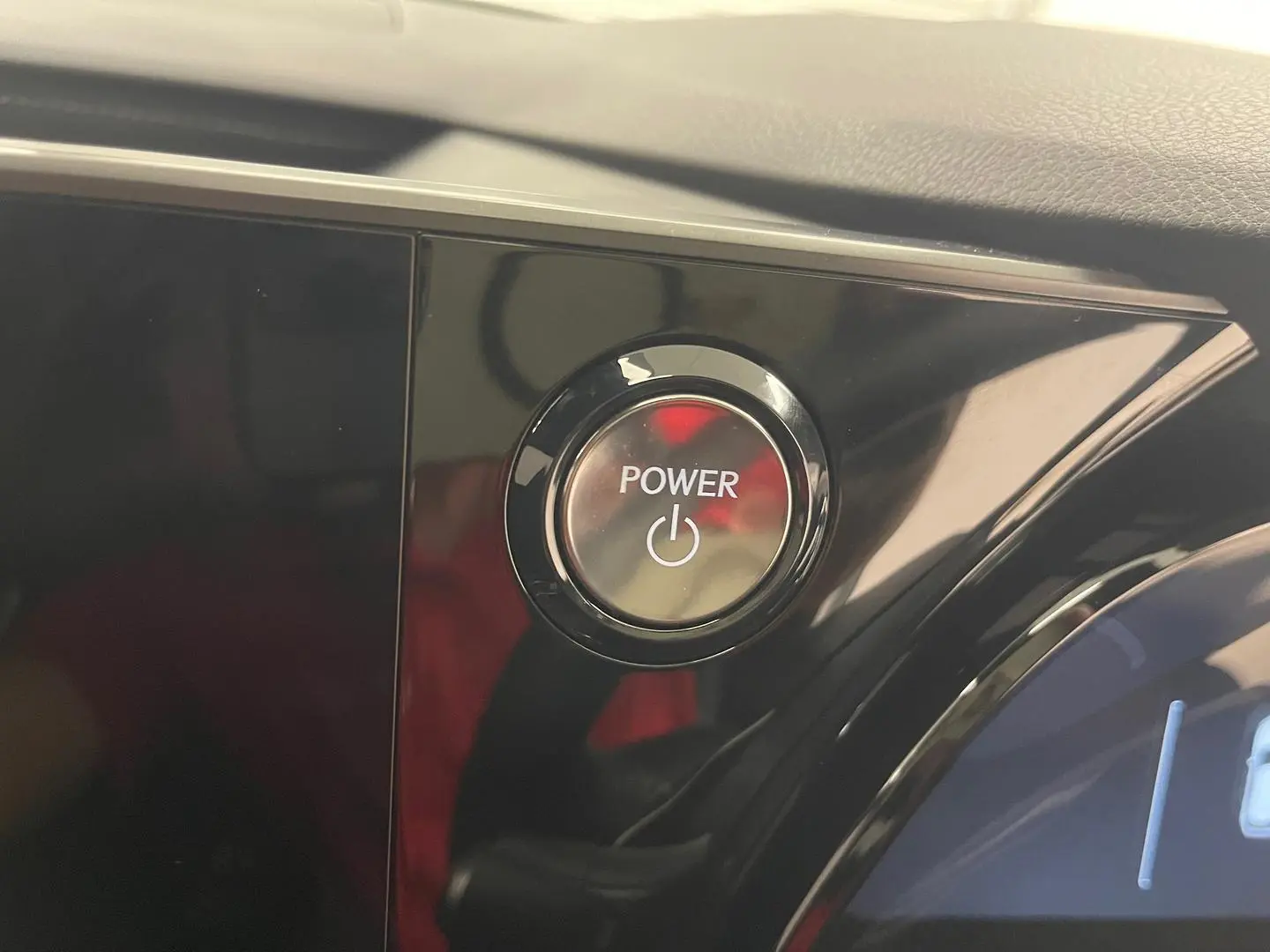 2025 Lexus RX Gallery Image 26