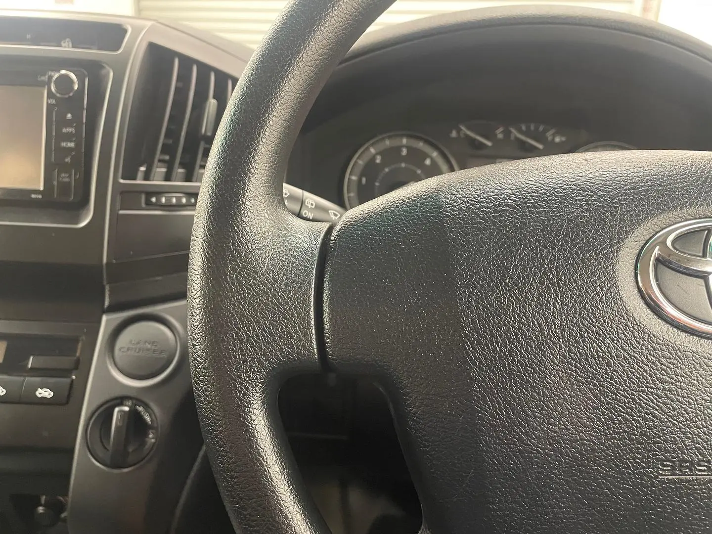 2020 Toyota Landcruiser Gallery Image 25