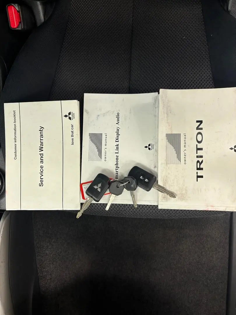 2017 Mitsubishi Triton Gallery Image 34