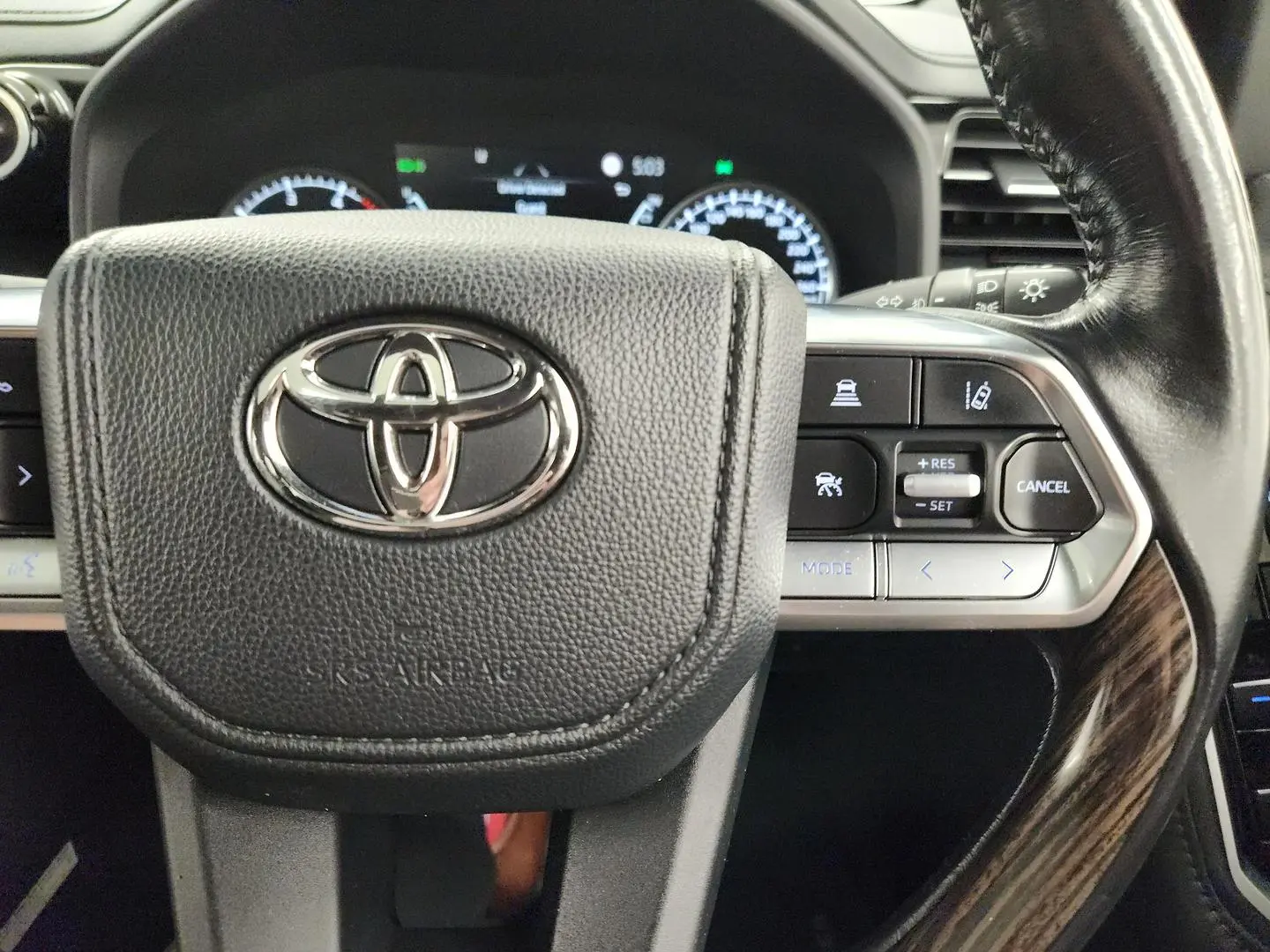 2022 Toyota Landcruiser Gallery Image 32
