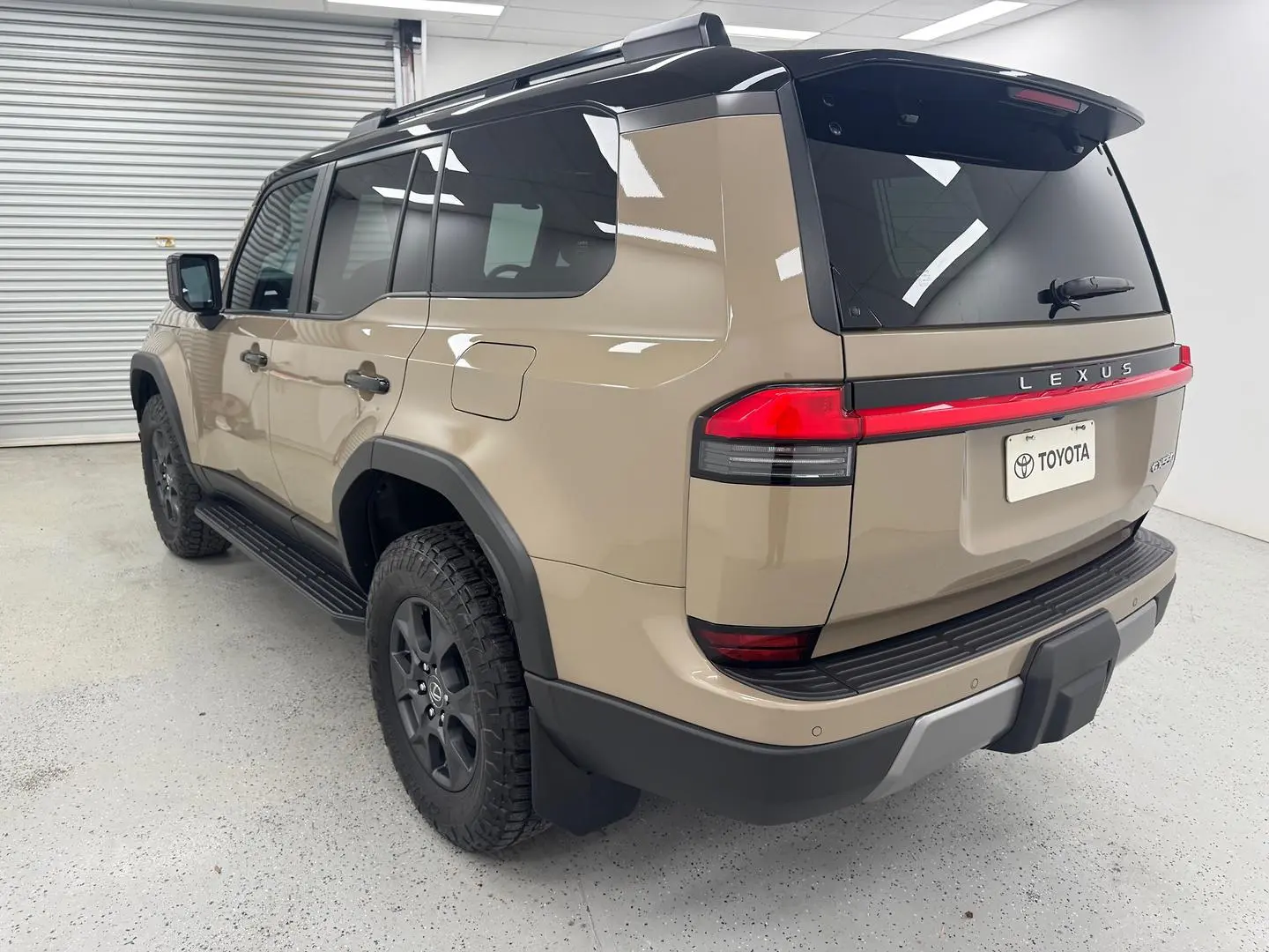 2024 Lexus GX Gallery Image 4