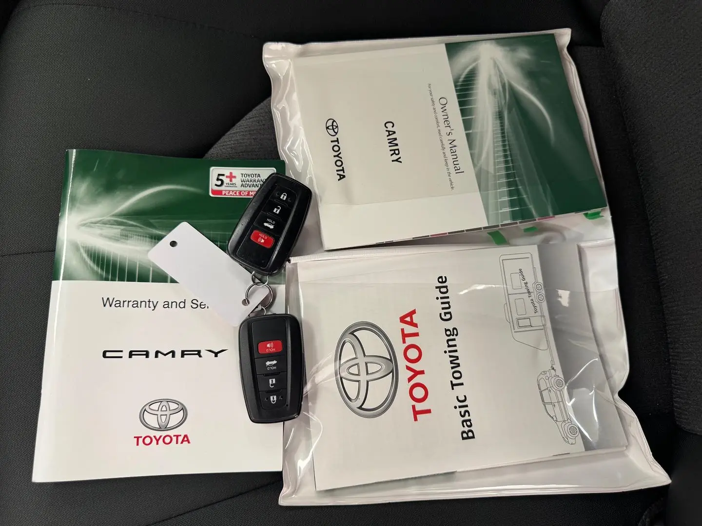 2019 Toyota Camry Gallery Image 35