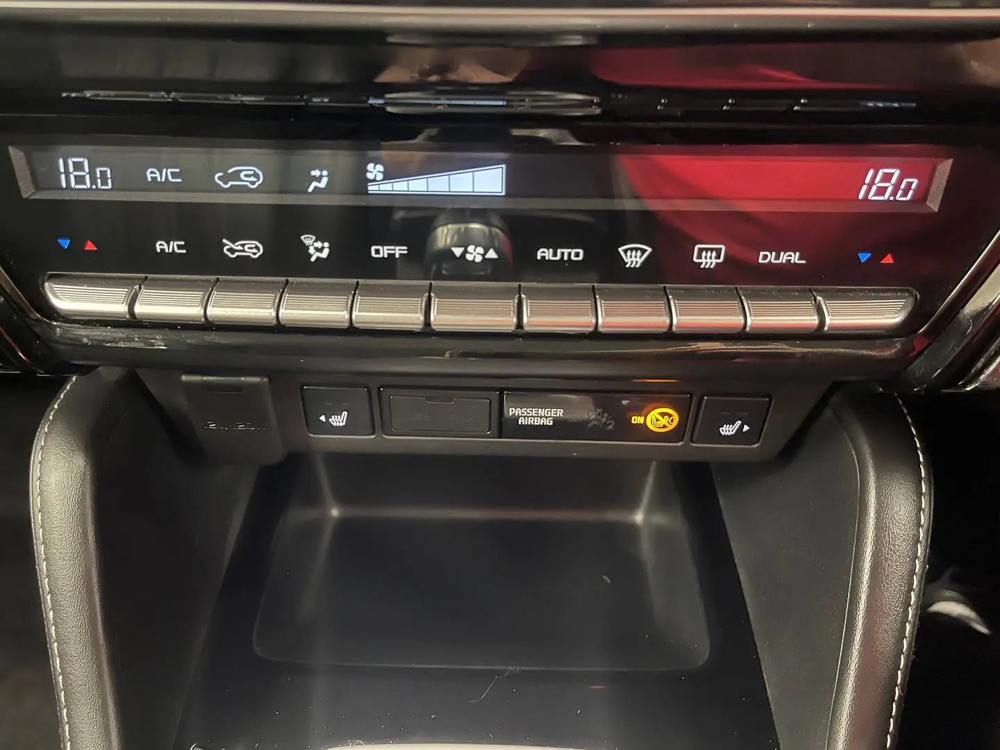 2021 Isuzu MU-X Gallery Image 29