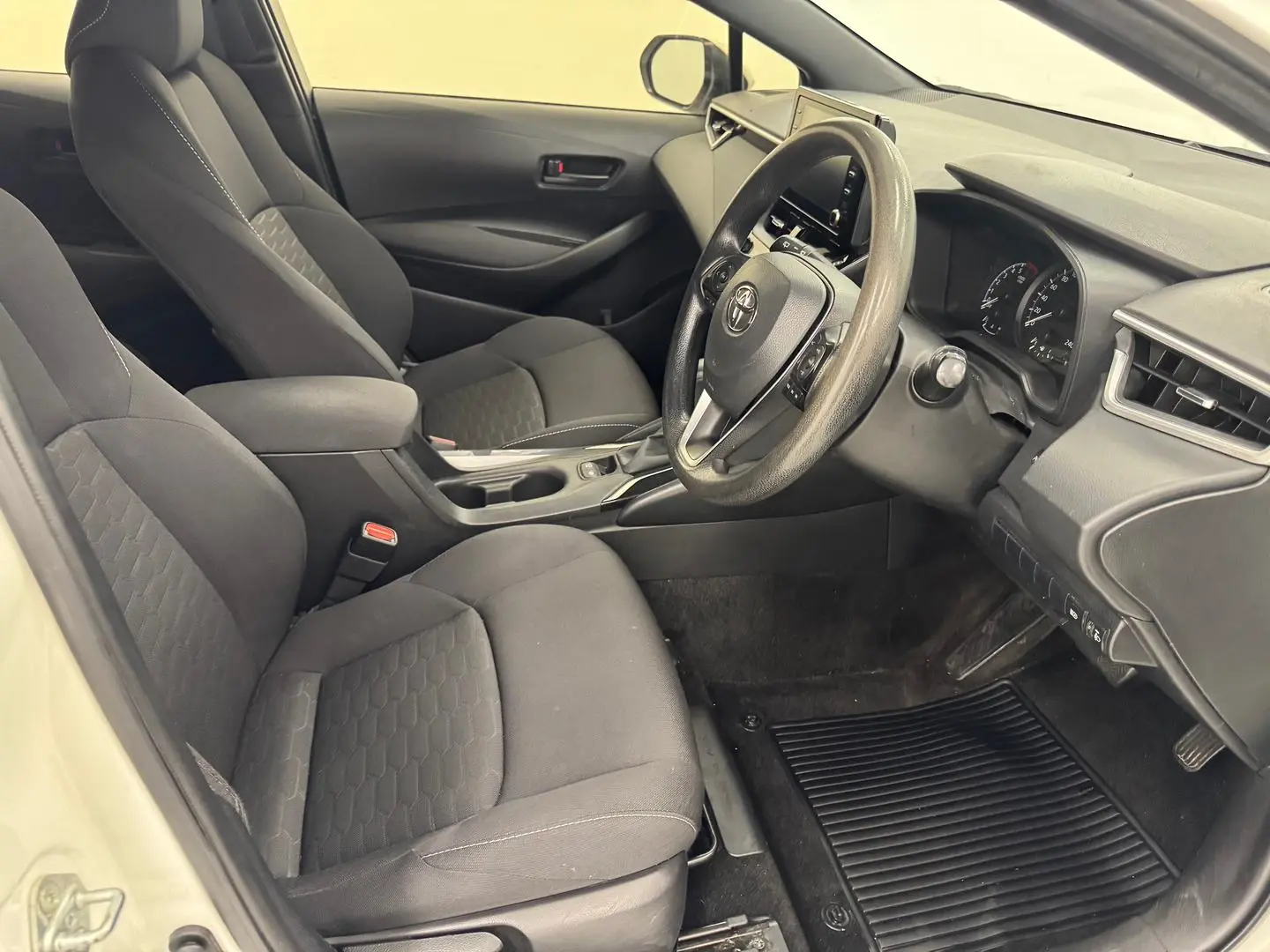 2021 Toyota Corolla Gallery Image 15