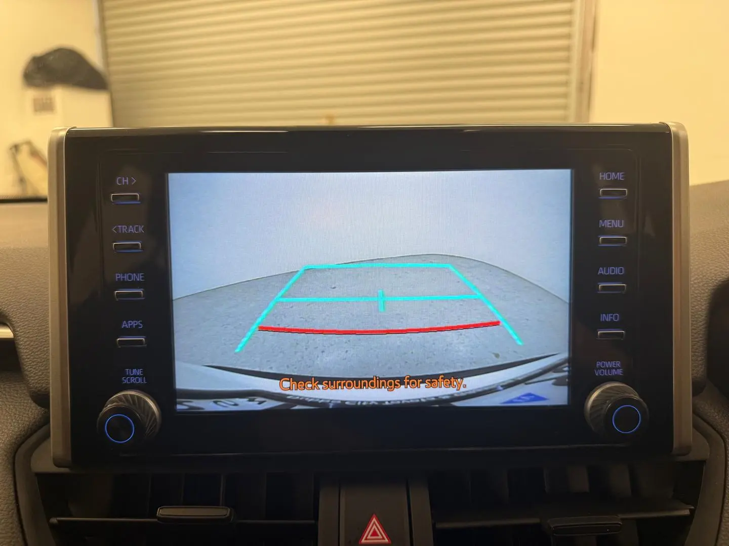 2022 Toyota RAV4 Gallery Image 32