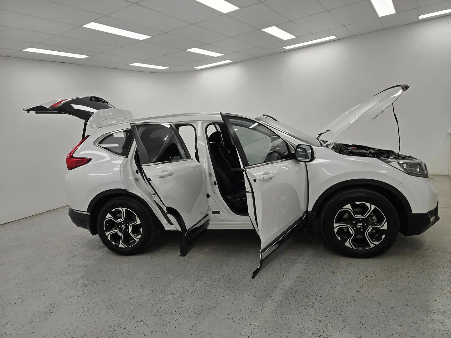 2019 Honda CR-V Gallery Image 9