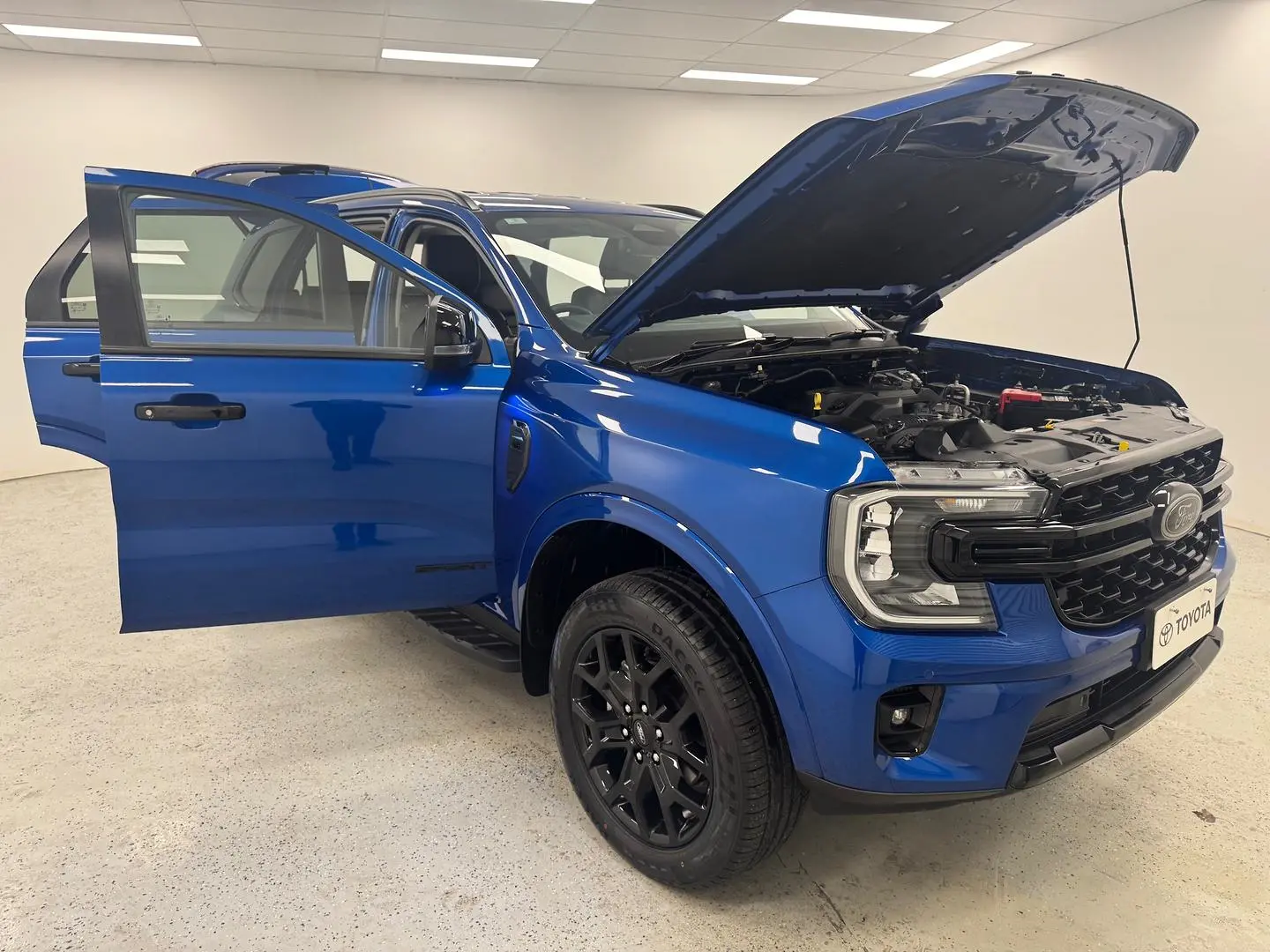 2023 Ford Everest Gallery Image 7