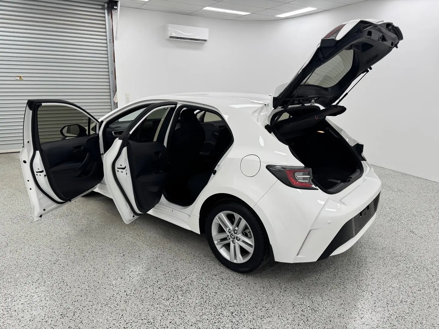 2021 Toyota Corolla Gallery Image 12