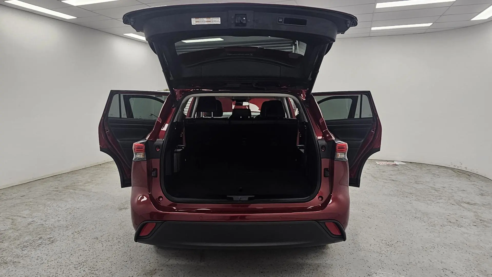 2023 Toyota Kluger Gallery Image 15