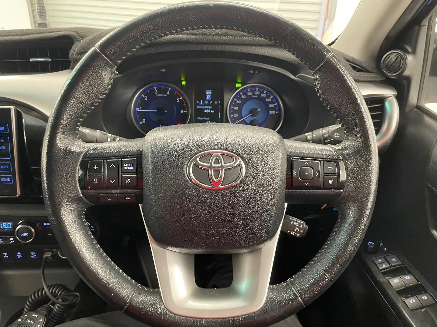 2018 Toyota Hilux Gallery Image 25