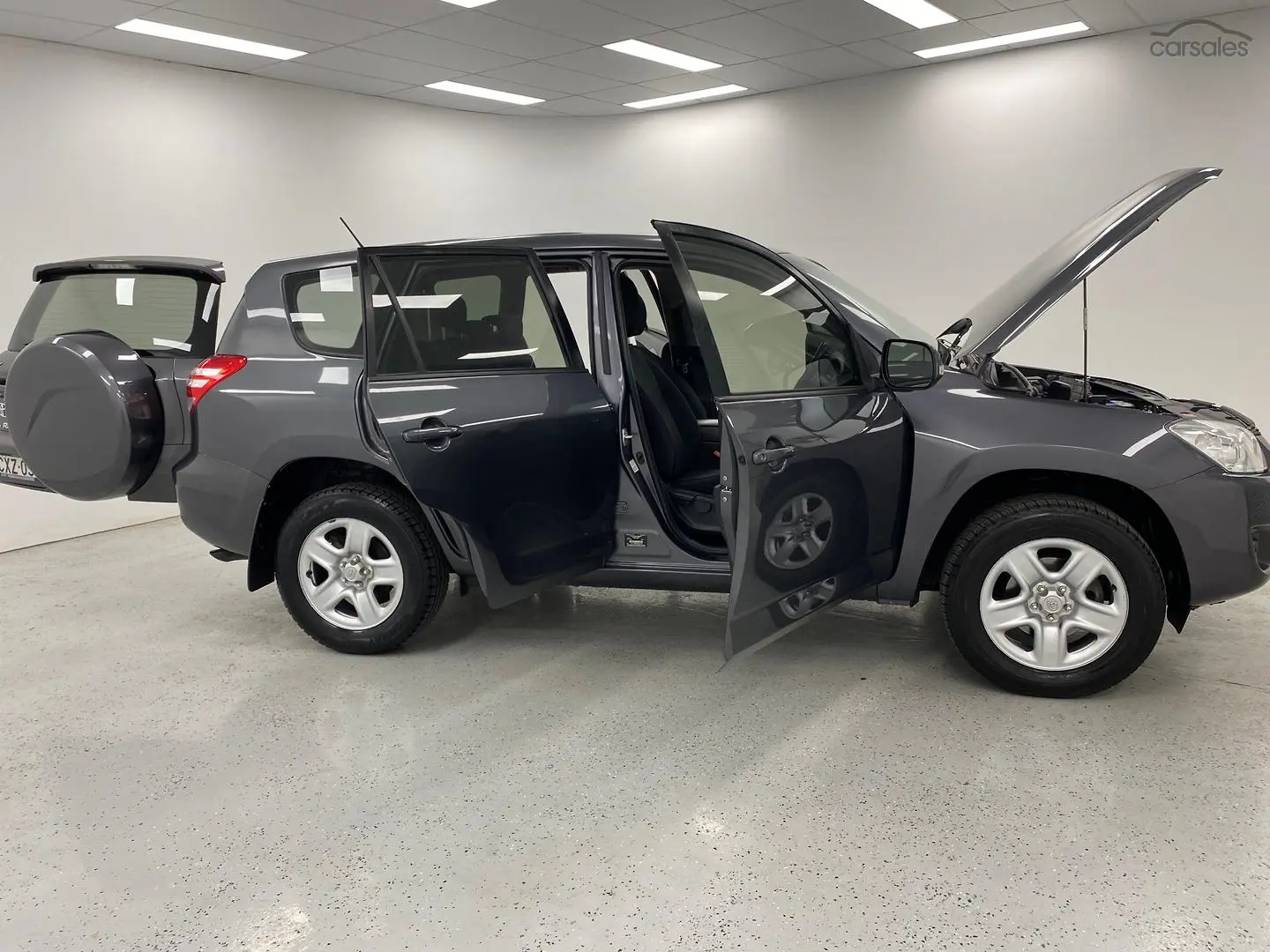 2012 Toyota RAV4 Image 10