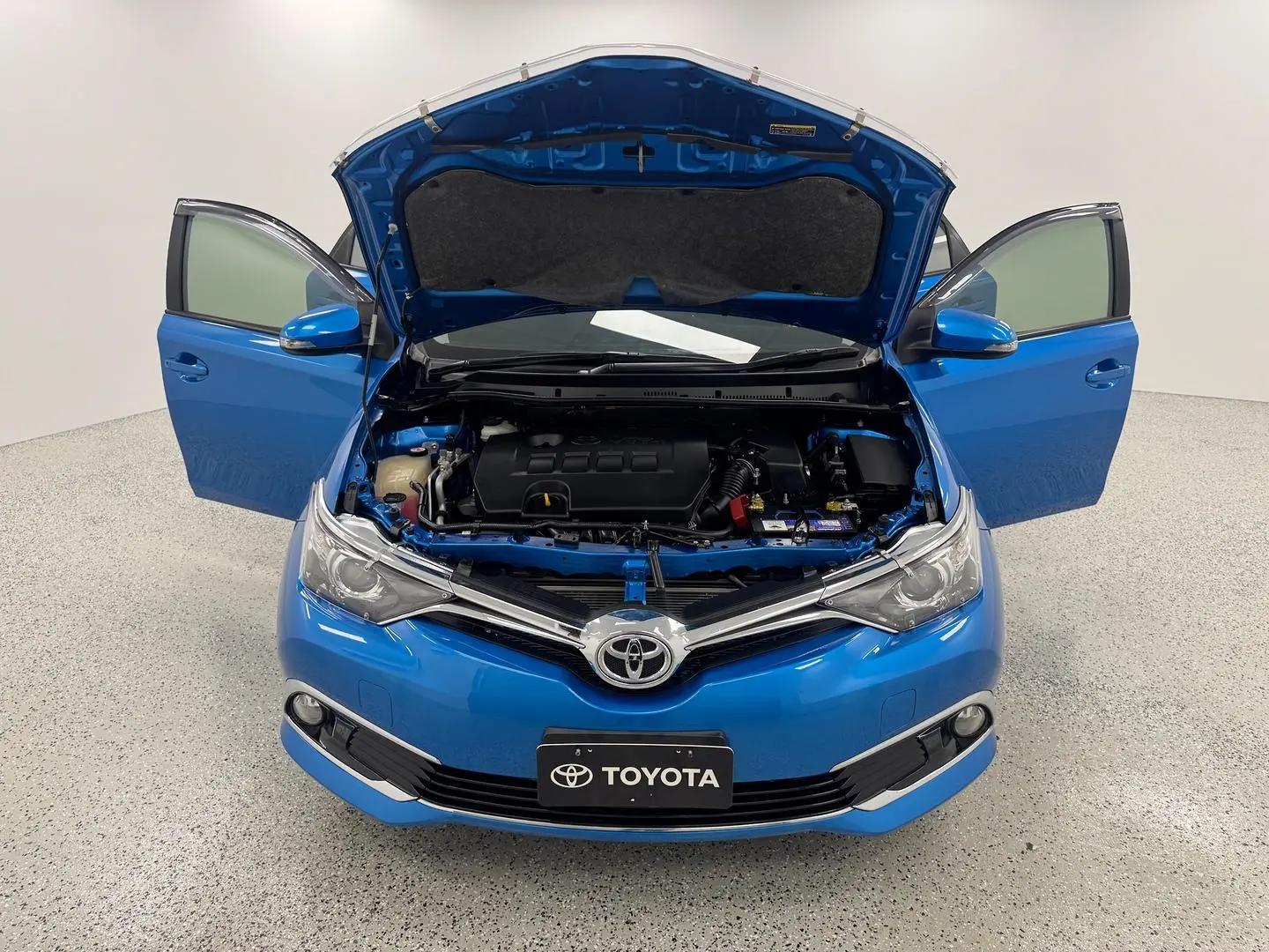 2017 Toyota Corolla Gallery Image 13