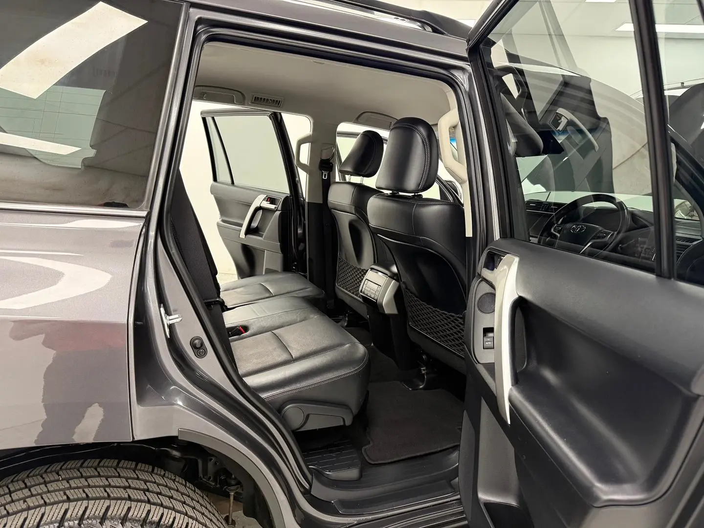 2019 Toyota Landcruiser Prado Gallery Image 12