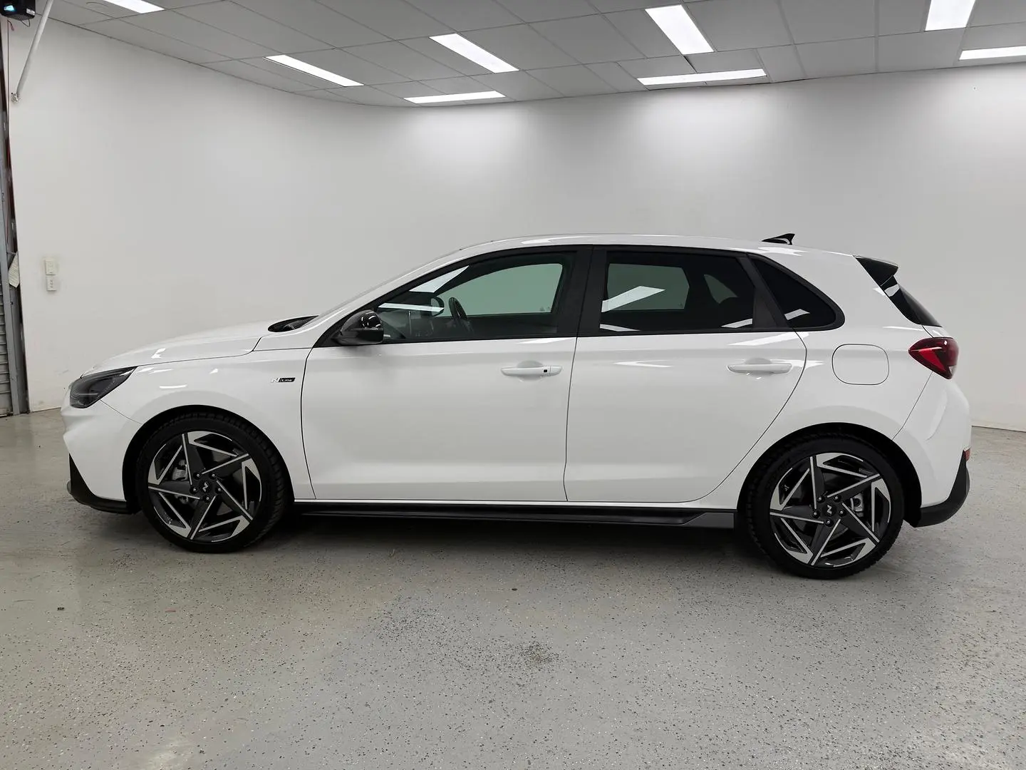 2024 Hyundai i30 Gallery Image 6