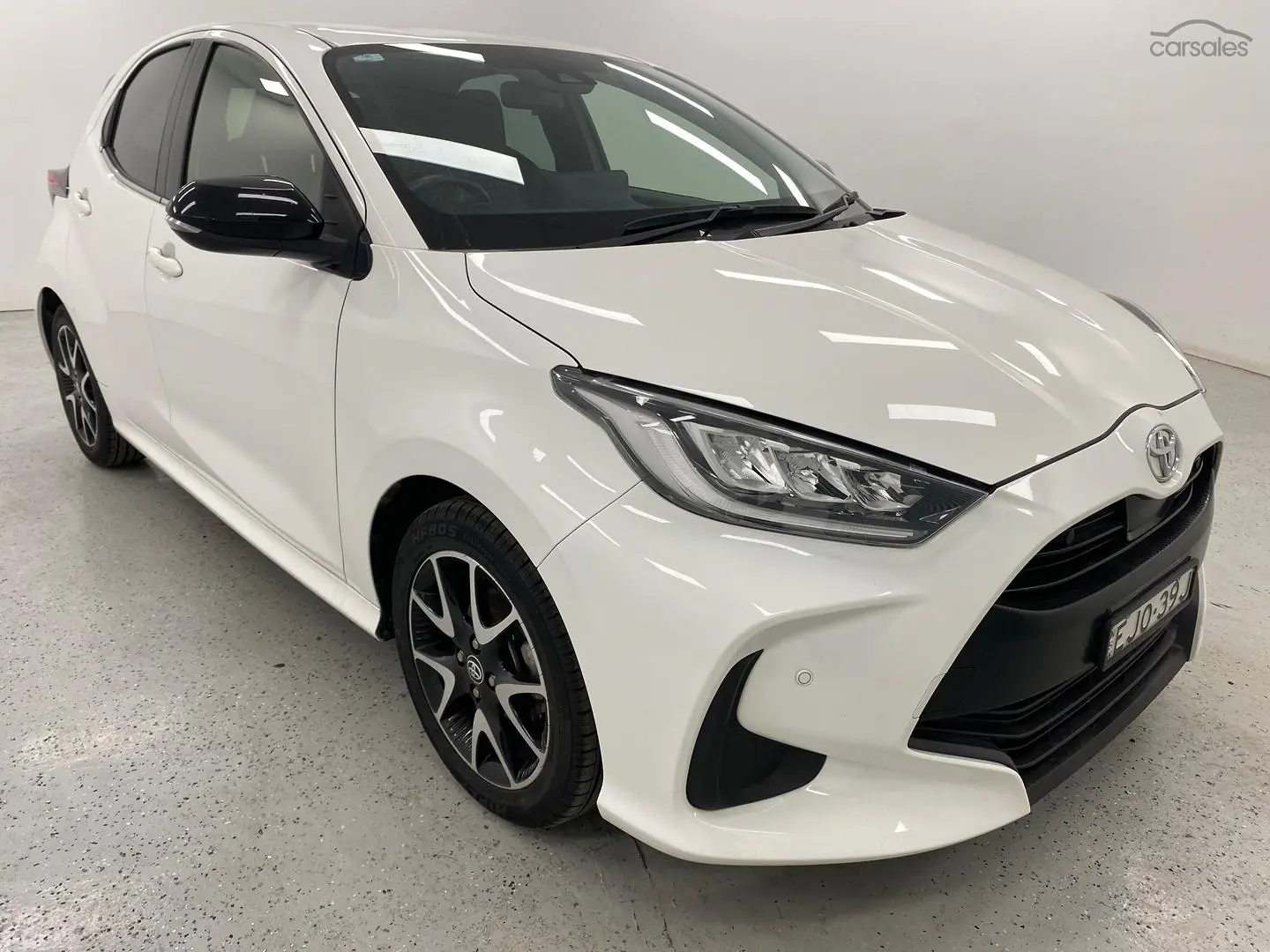 2020 Toyota Yaris Image 1