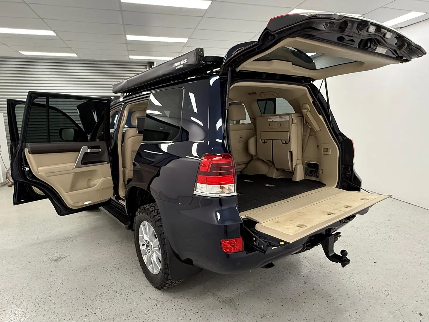 2018 Toyota Landcruiser Gallery Image 14