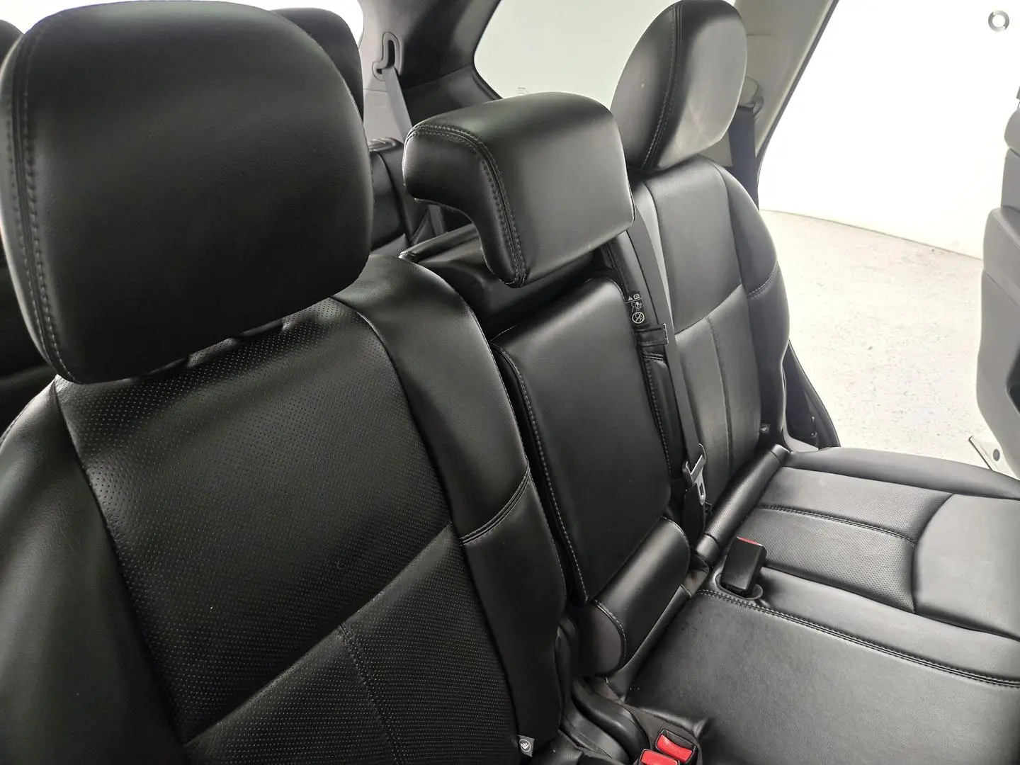 2017 Nissan Pathfinder Gallery Image 23