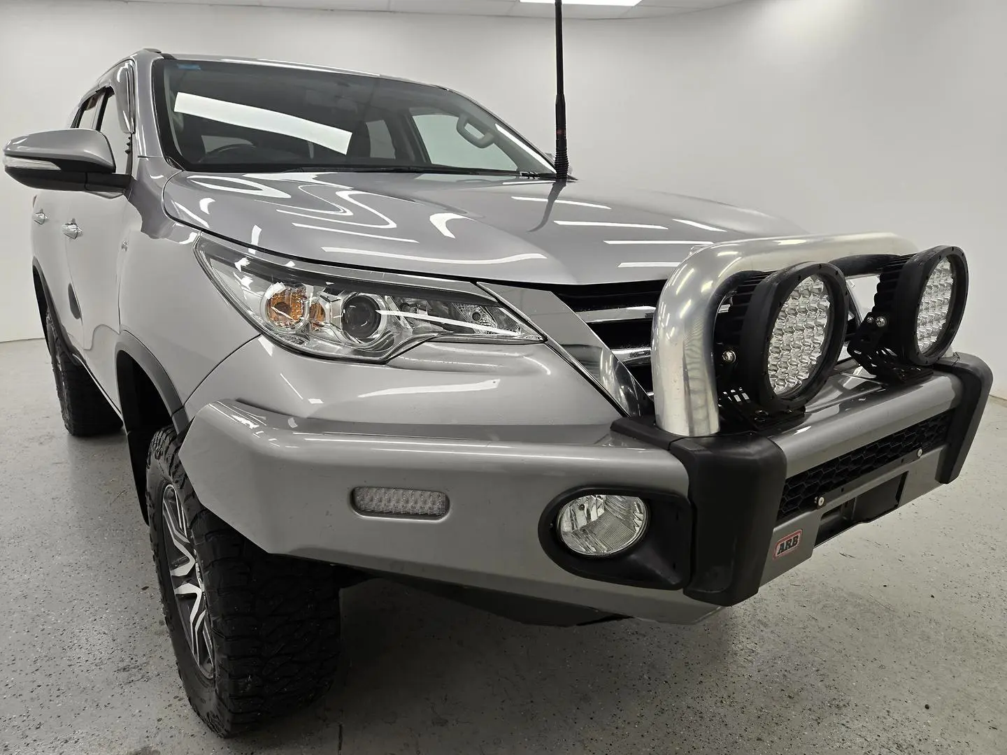 2015 Toyota Fortuner Gallery Image 1