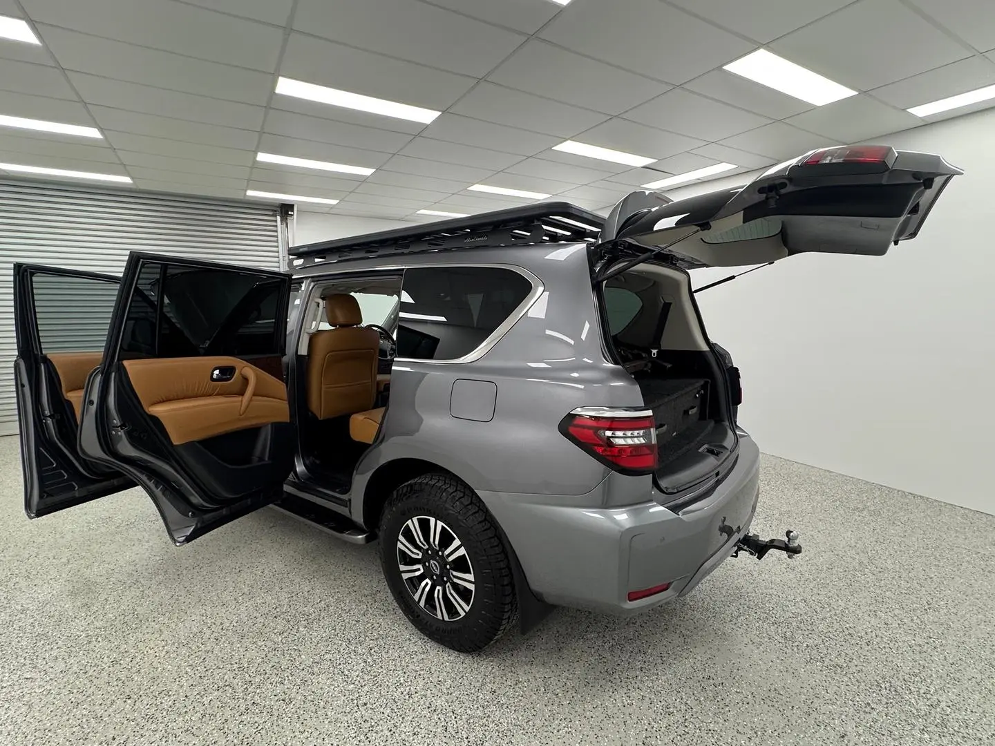 2021 Nissan Patrol Gallery Image 10