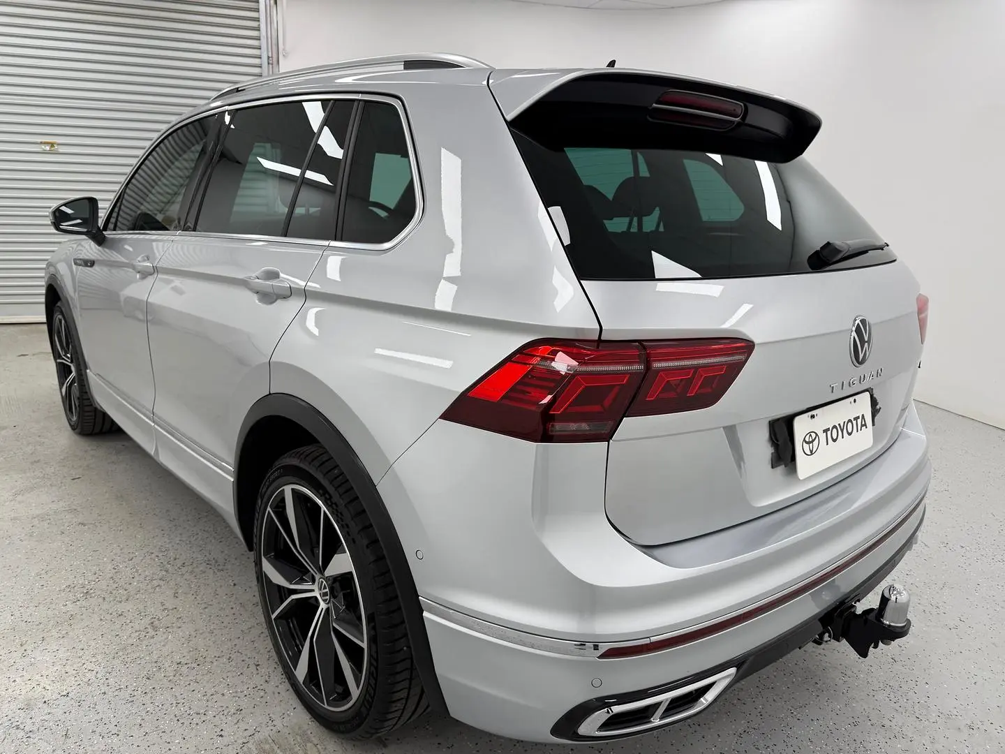 2021 Volkswagen Tiguan Gallery Image 5