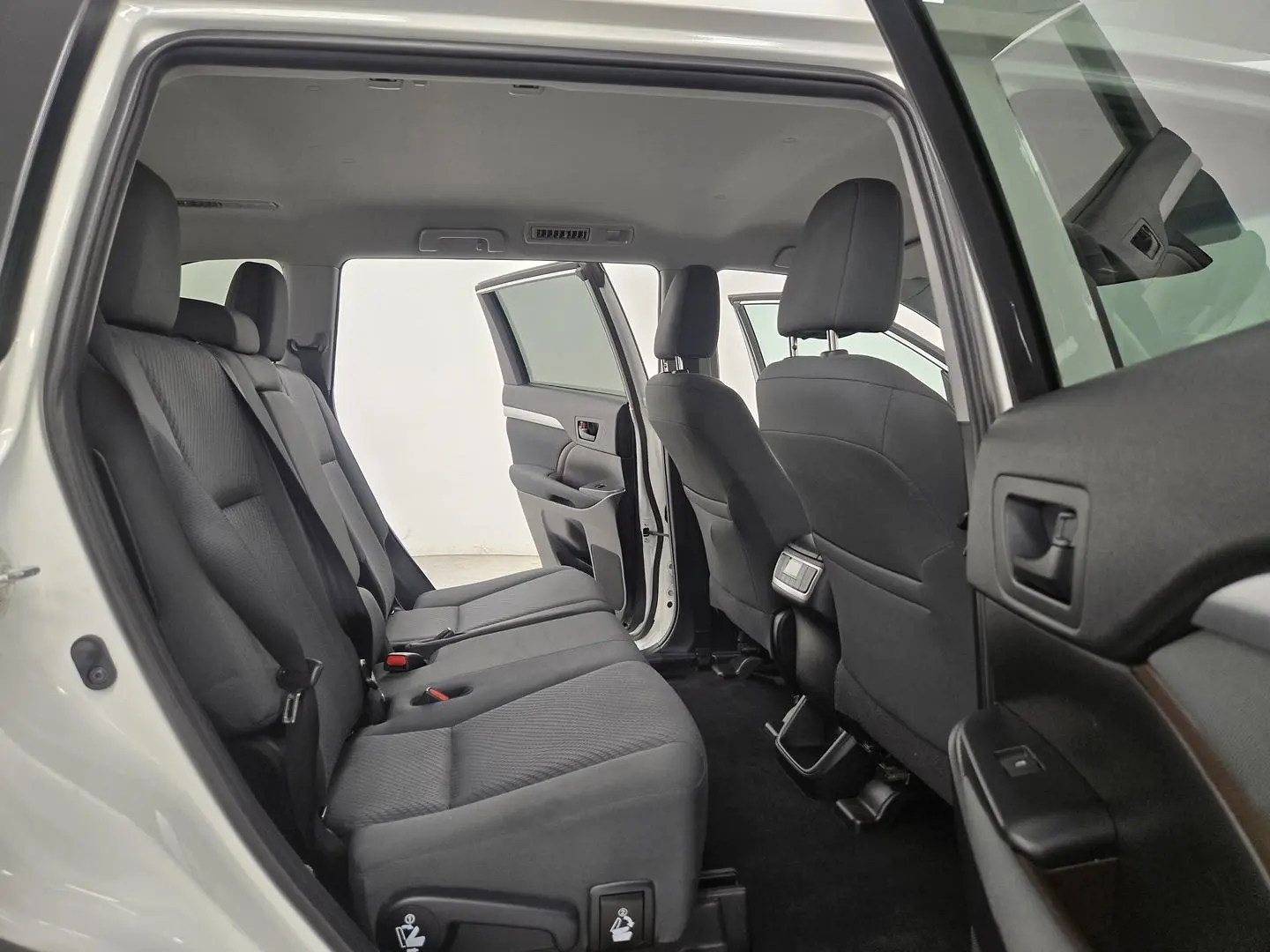 2018 Toyota Kluger Gallery Image 21