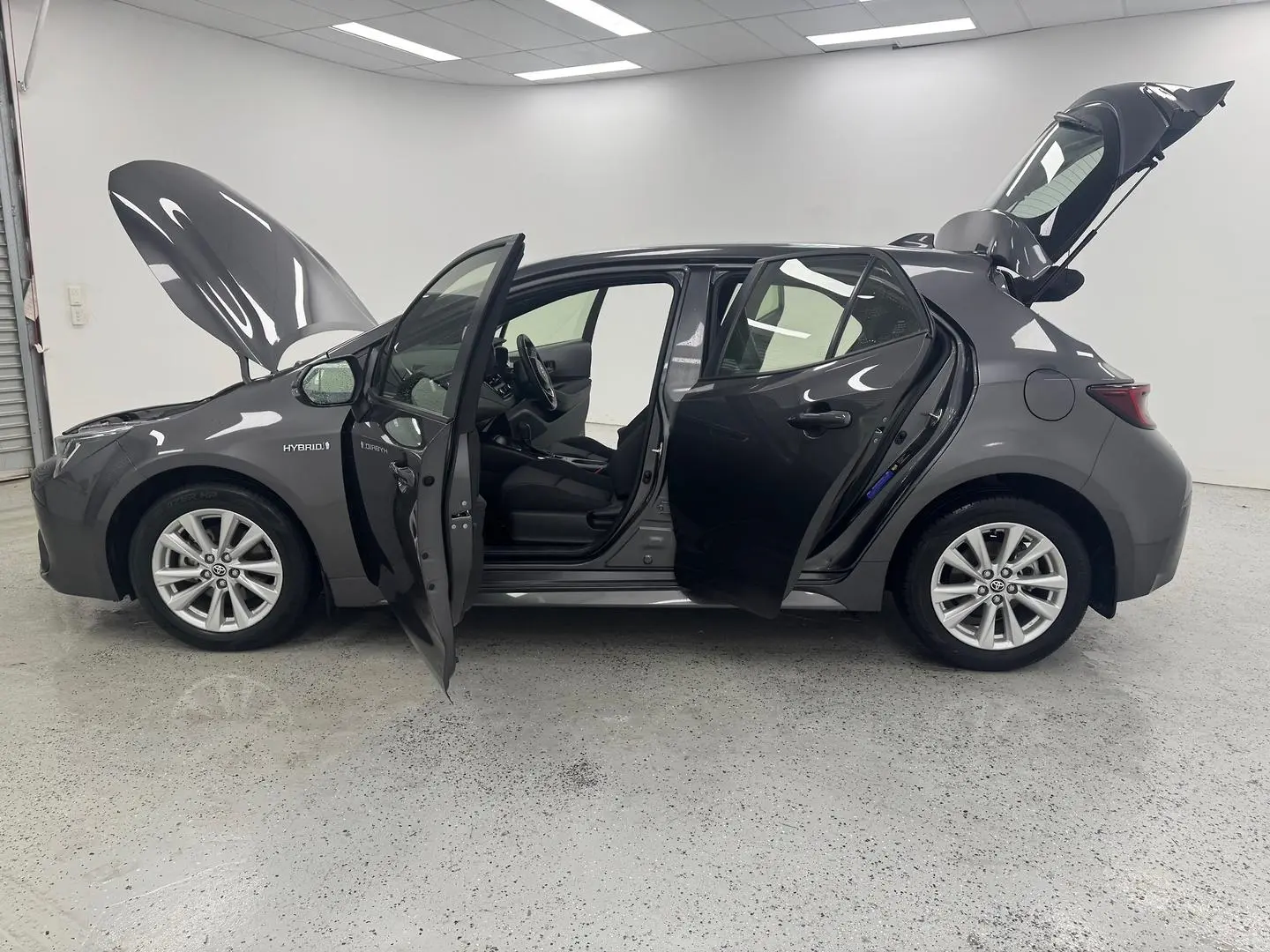 2023 Toyota Corolla Gallery Image 12