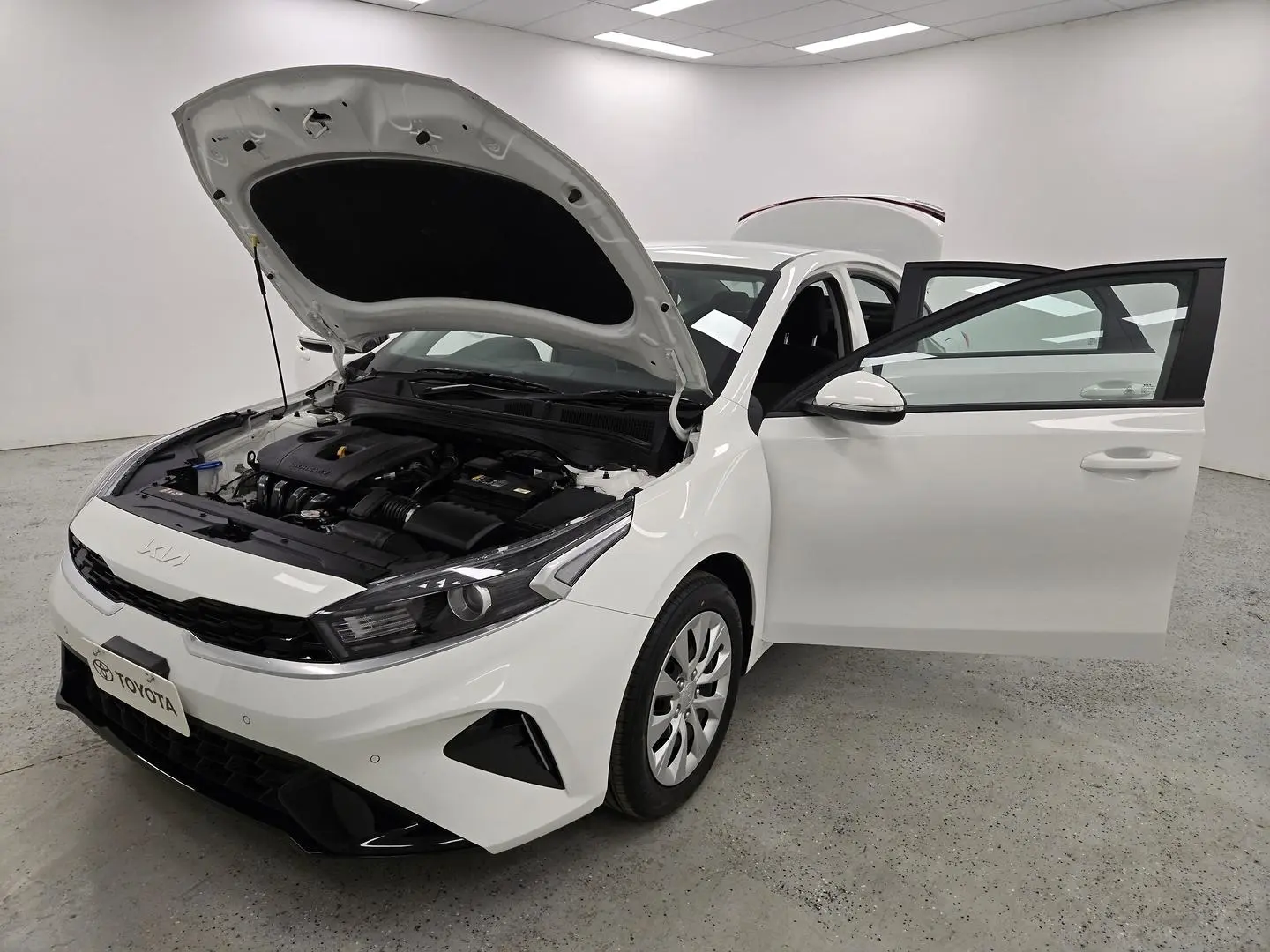 2023 Kia Cerato Gallery Image 14